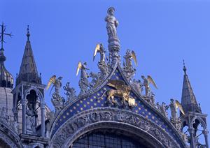 係留気球を使ってPR作戦大成功