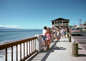 豪華客船のナイトクルーズがリーズナブル